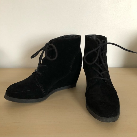 Madden Girl Domain Wedge Ankle Boot - Picture 2 of 4